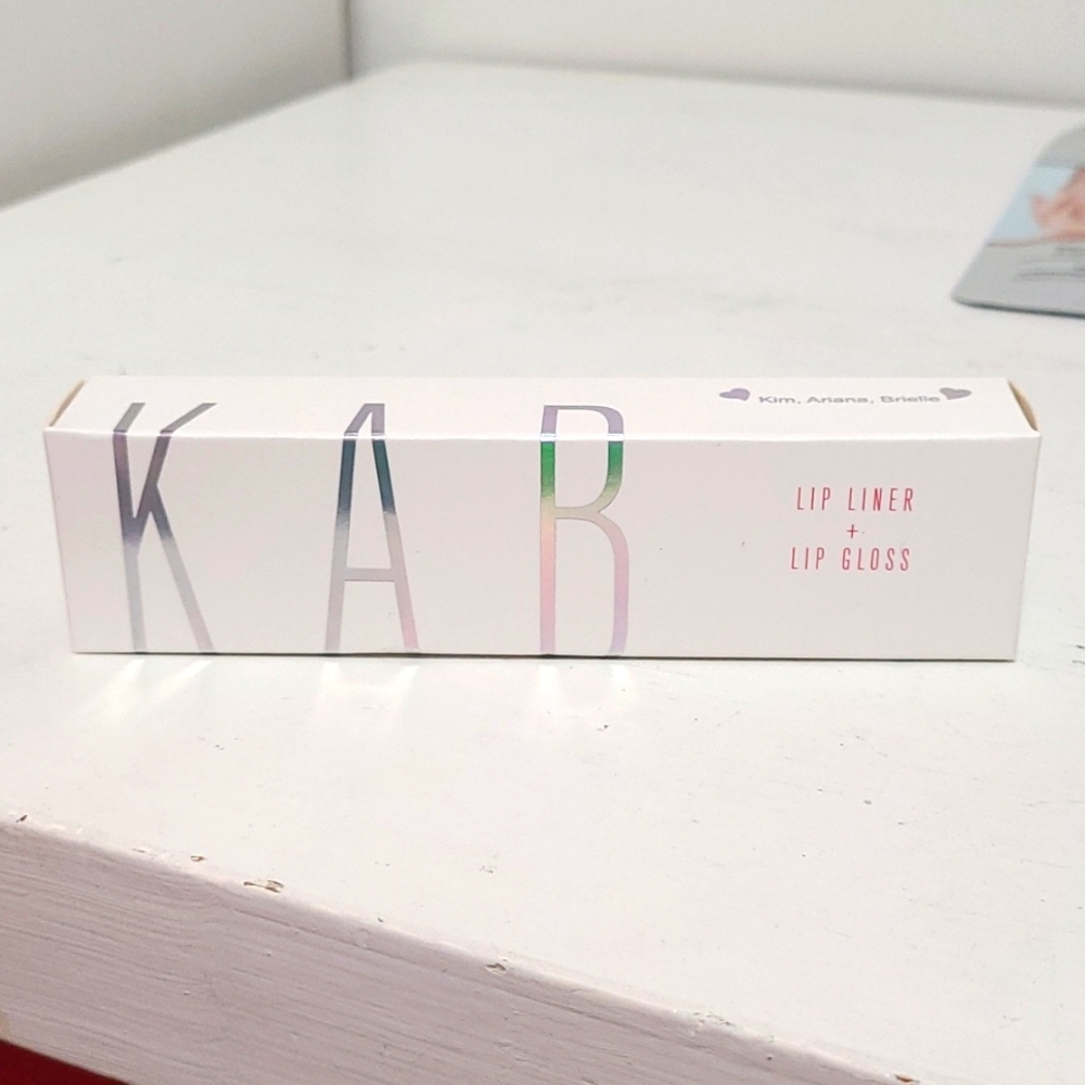 KAR lip liner and gloss